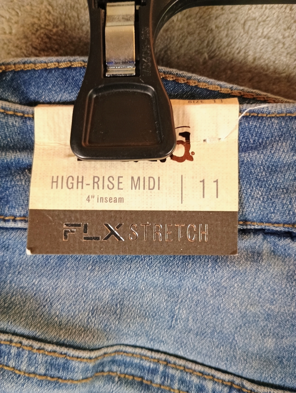 NWT Mudd Juniors Light Blue Denim Button-Front Jean Shorts Size 11 - Picture 11 of 14